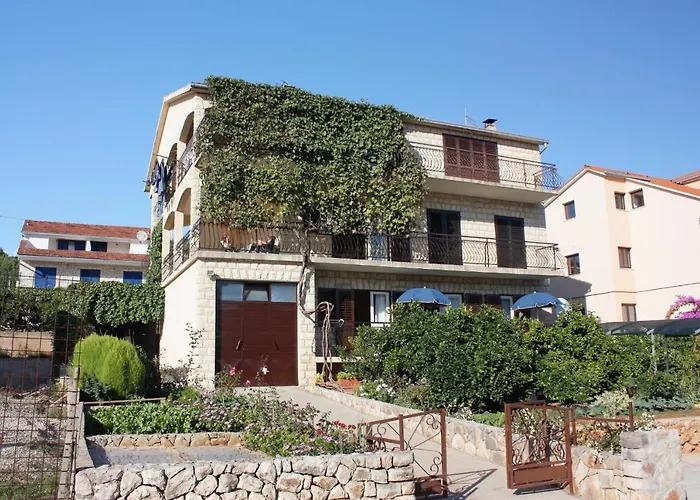 Apartments With A Parking Space Stari Grad, Hvar - 5730